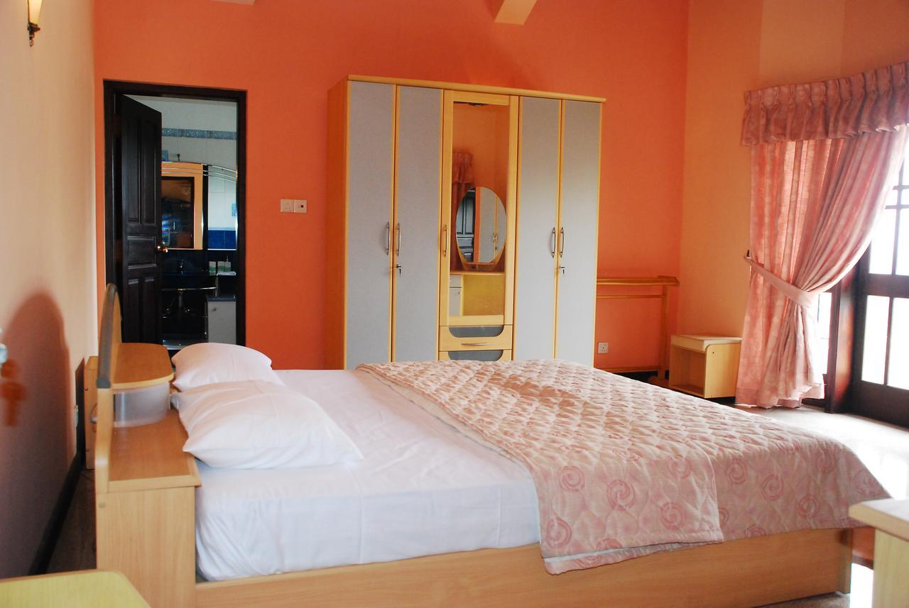 Breeze Villa Канди Екстериор снимка